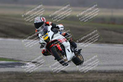 media/Nov-29-2025-TrackDaz (Sat) [[10ae2d9bce]]/B Group/Session 3 (Outside Grapevine)/